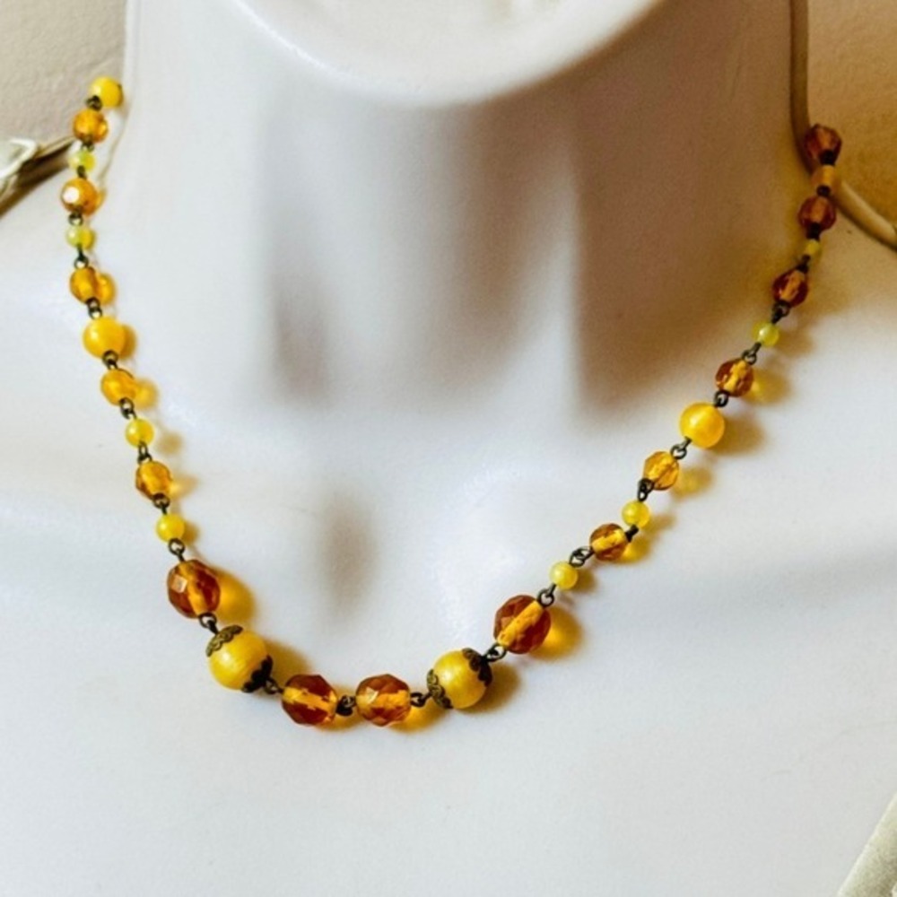 VTG Czech Yellow Glass beaded Necklace collar Flapper Art Deco Faceted Beads 18"